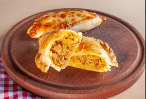 CP - Empanada de carne picante