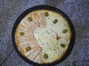 Pizza con palmitos grande