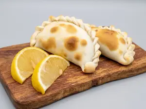 Ps- empanad pollo salsa blanca