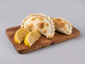 Sh- empanada salchicha ahumada