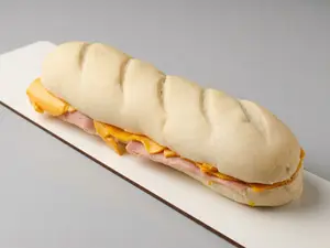 Baguette xl de cheddar y jamon