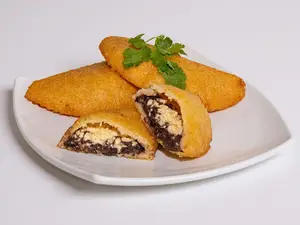 Empanada Frita Domino