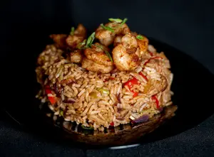 Wok de arroz con langostinos