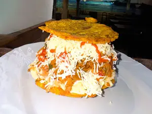 Patacon de pollo