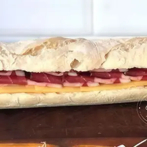 Sándwich con bondiola
