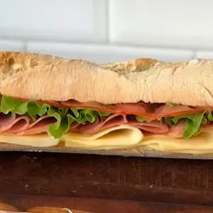 Sándwich con lomito