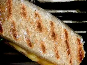 Sandwich salame ital y gruyere