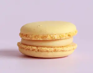 Macarons De Maracuya