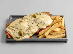 Milanesa de ternera napolitana