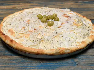 Pizza de cebolla rellena