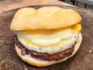 Hamb/ huevo y queso
