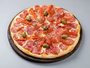 Muzzarella/ calabresa