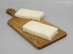 Sánd miga jamón y roquefort