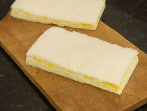 Sándwich miga de queso y huevo