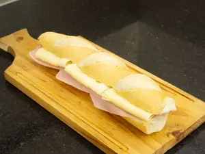 Sándwich pan francés de jyq