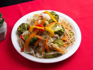 Tallarín saltado vegeteriano