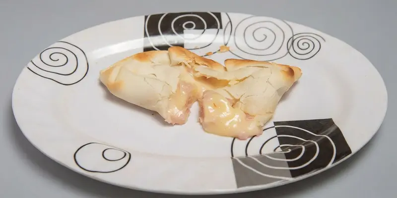 Manucho Pizza Empanadas