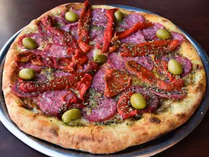 Pizza calabreza