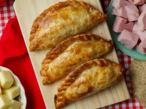 Empanada de roquefort  y jamón