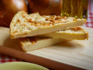 FAINA CON PROVOLONE