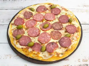 Pizza calabresa