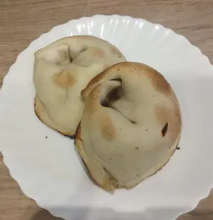Empanada De Cebolla Y Queso
