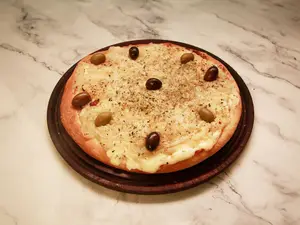 Pizza Fugazzeta Rellena
