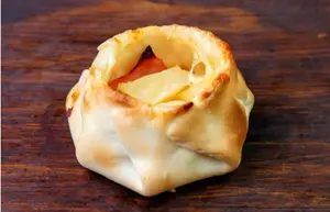 Empanada Jamón y ananá