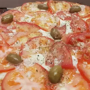 Pizza Napolitana con jamón