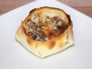 Canastita caramelizada y roque