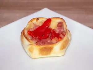 Canastita de jamón y morrones
