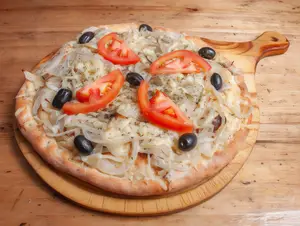 Pizza fugazzeta jamón y tomate
