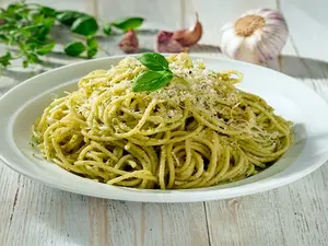 Fideos con pesto