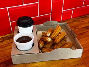 Choco + churros + café c/leche