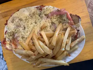 Milanesa napolitana con guarnición