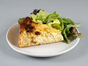 Tarta de cebolla y queso