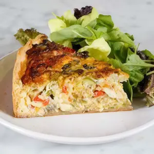 Tarta de verduras con pollo
