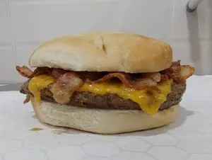 Burger chedar y bacon