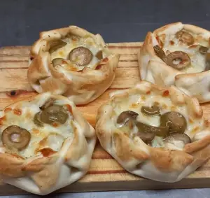 Canastita aceituna y muzza