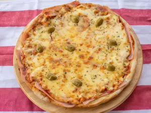 Pizza con jamón
