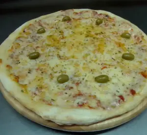 Pizza Cuatro Quesos