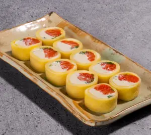 Geisha Tamago Salmon