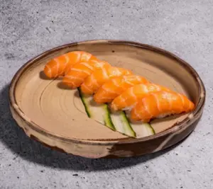 Nigiri Salmon