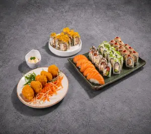 Omakase x40 + Chicken Bombs