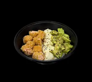 ENS. SALMÓN CRISPY MEDIANA