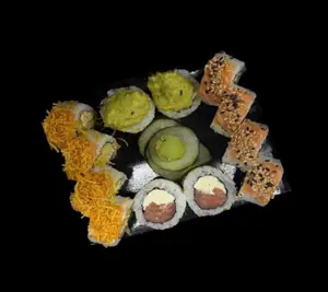 SALMÓN VIP x 12 piezas