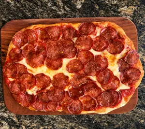 Pinsa Salsiccia Secca