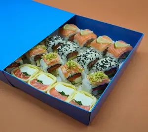 32 piezas de Salmón