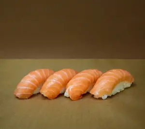 Nigiri de Salmón (x2)
