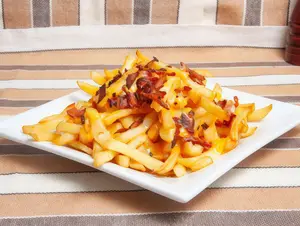 Papas fritas chica con cheddar y bacon